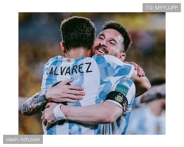 梅西转型后撤担任组织型前锋，状态回暖展现卓越传球视野与场上指挥能力